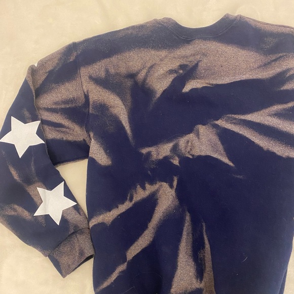 youth medium quinnipiac university college sweatshirt never before worn - Picture 4 of 5